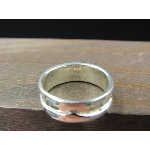 Size 6.75 Sterling Silver Odd Channel Wide Band Ring - Picture 4 of 7